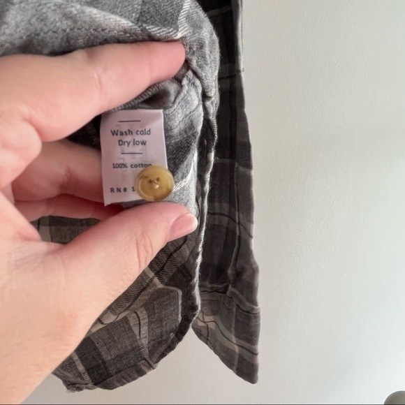 Marine Layer Meadow Button Down Gray Plaid Open Back Size XS Fall Basic - Picture 5 of 7